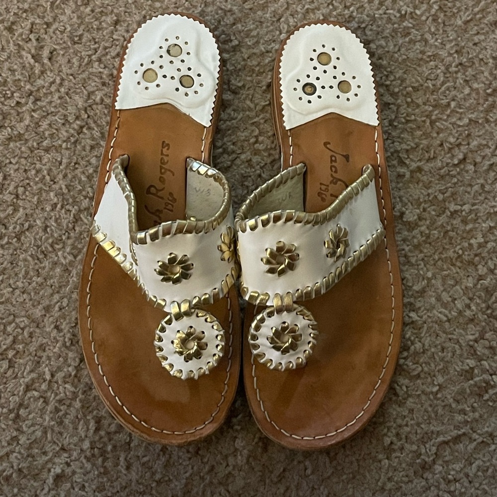 Jack rogers flip flops
